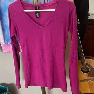 bobi Los Angeles Long Sleeve V-Neck Top in Fuchsia